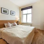 - Old Town Ξενοδοχείο 4*