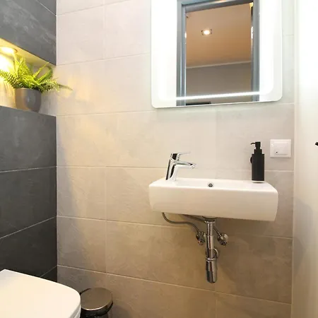 Old Town Aparthotel 4*