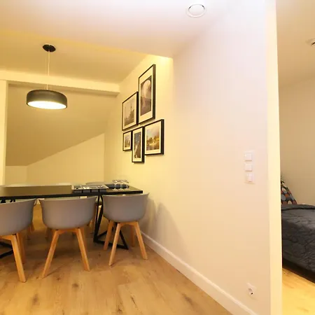Aparthotel Old Town 4*
