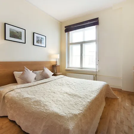 Old Town Apartmanhotel 4*