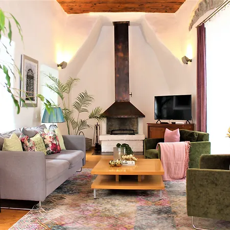 - Old Town Hotel Reval