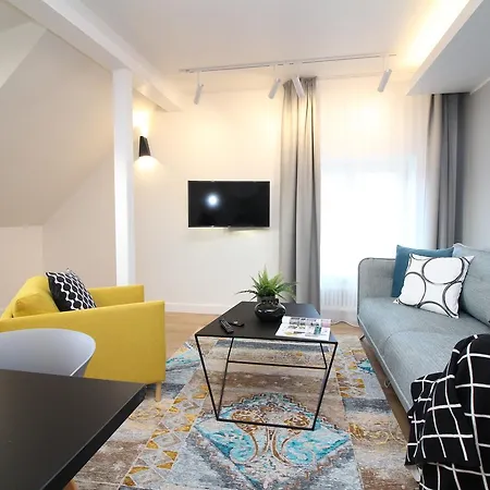Old Town Aparthotel 4*
