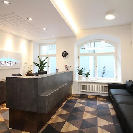 Aparthotel Old Town 4*