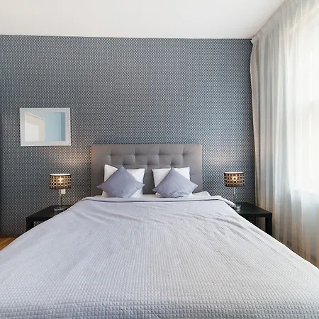 Aparthotel Old Town 4*